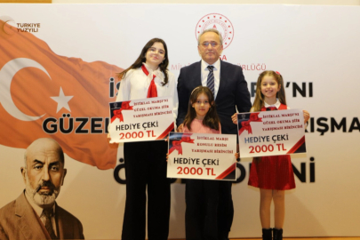 Bursa'da 'İstiklal Marşı'nı Güzel Okuma Şiir Yarışması'na il finali