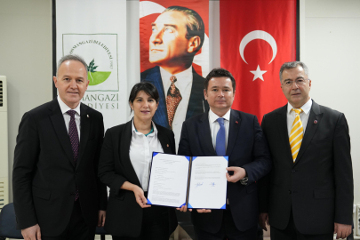 Sahiplenilen köpeklerin ilk aşısı ve muayenesi Osmangazi Belediyesi’nden