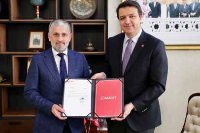 Saadet Partisi Bursa'da bayrak değişimi