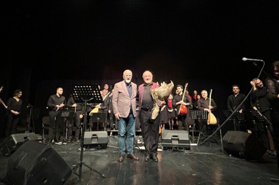 Nilüfer Türk Halk Müziği Korosu’ndan türkü şöleni