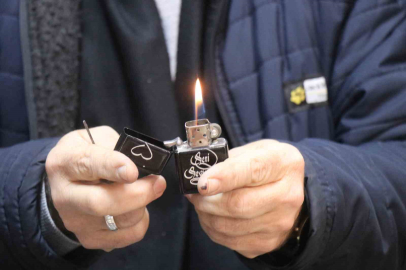Baba mesleği için üniversiteden ayrıldı: 58 yıldır çakmak tamirciliği yapıyor
