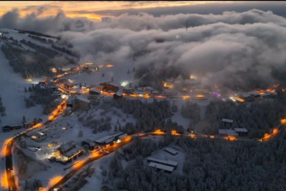 Uludağ’da yoğun kar sevindirdi...Dron ile sis bulutları arasında muhteşem görüntüler
