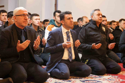 Depremde hayatını kaybedenler için Mevlid-i Şerif programı düzenlendi