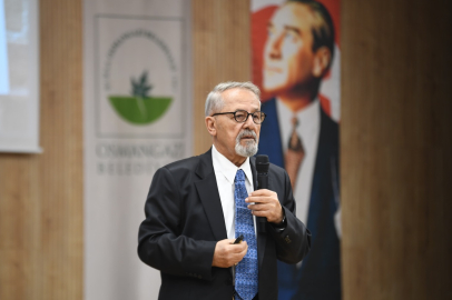 Naci GÖRÜR  BURSA İÇİN DİKKAT ÇEKTİ "ZEMİNİ ÇÜRÜK YERALTI SUYU FAZLA"