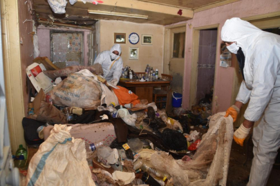 Yenişehir'de çöp ev temizlendi Yeni Mahalle nefes aldı