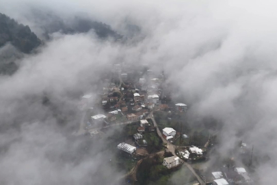 Bulutlar arasındaki masalsı köy