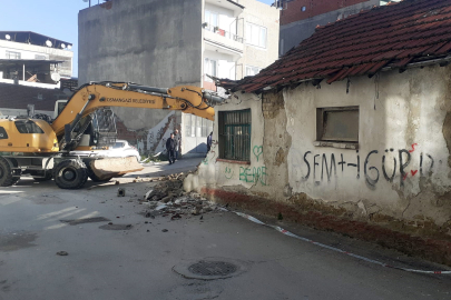 Osmangazi’de metruk bina temizliği