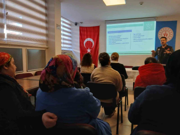 Bursa’da vatandaşlara ’Narko Nokta’ ve ’Narkolog’ eğitimi