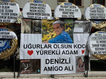 Sanatçı Edip Akbayram son yolculuğuna uğurlandı