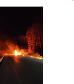 Uludağ’dan inen otomobil yolda yandı