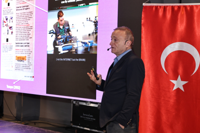 Alphan Manas ile “Geleceğe Ne Kadar Hazırız?”