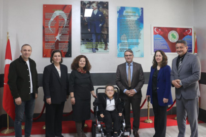 Lise öğrencisinin akülü araç sevinci