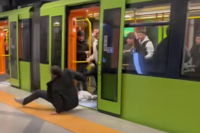 Metroda yaşlı adama hakaret etti, tekme tokat darp edilip araçtan atıldı