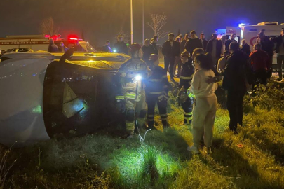 Bursa'da otomobil takla attı: 2 yaralı