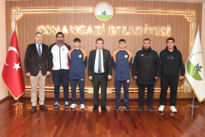 Başkan Aydın, milli sporcuları Dünya Şampiyonası’na uğurladı