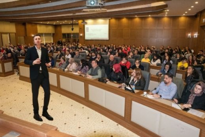 Belediye personeline ‘Resmi yazışma kuralları eğitimi’