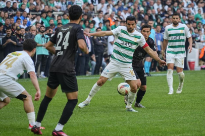 Şampiyon Bursaspor: 4 - Bornova 1877: 1
