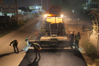 Büyükşehir’den Çalı-Kayapa yolunda gece mesaisi