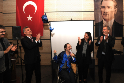 Okuma aşkı engel tanımadı