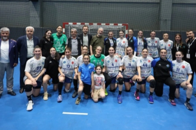 Bursa Büyükşehir Belediyespor rahat kazandı