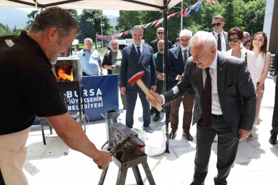 Bursa bıçağı dünya sahnesinde