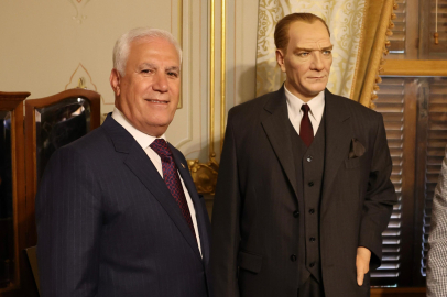 Atatürk’ün balmumu heykeli, Hünkâr Köşkü’nde sergileniyor