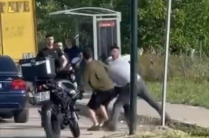 Anayol boks ringine döndü... Trafik durdu yumruklar havada uçuştu