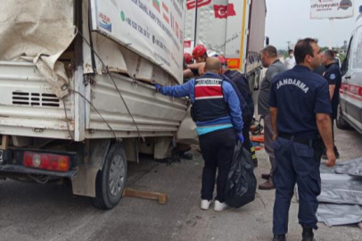 Bursa'da 2 kişinin hayatını kaybettiği kaza kamerada