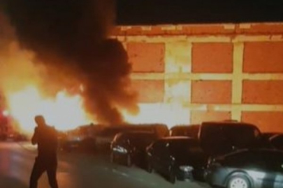 Bursa'nın ünlü caddesinde panik anları! Gece aydınlandı
