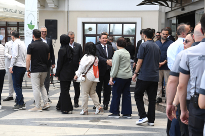 Başkan Aydın mesai arkadaşlarıyla bayramlaştı