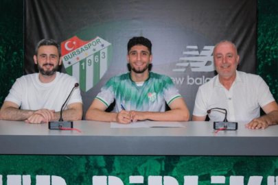 Bursaspor, Emrehan Gedikli ile sözleşme imzaladı