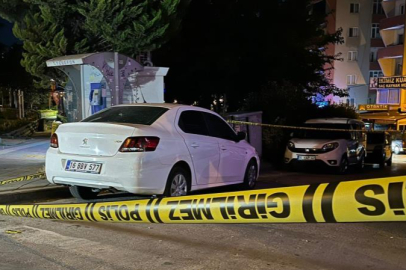 Park halindeki araç kurşunlandı
