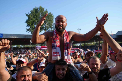 664. Kırkpınar başpehlivanı Orhan Okulu oldu