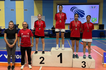 Osmangazili badmintonculardan gururlandıran başarı