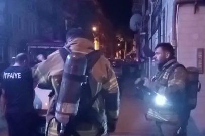 Bursa'da gece yarısı mahalleyi ayağa kaldıran yangın