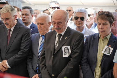 Eski CHP Milletvekili Lale Karabıyık son yolculuğuna uğurlandı