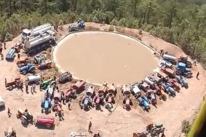 Çiftçilerden Destansı Dayanışma: Traktörlü Tanker Ordusu Helikopterlere Su Taşıdı