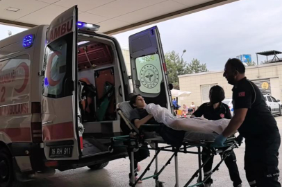 Üzerine sıcak su dökülen market çalışanı hastanelik oldu