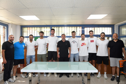 Osmangazi Belediyespor voleybol takımına 6 yeni transfer