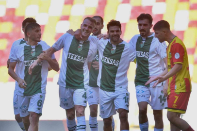 Bursaspor sezona tarihi galibiyetle başladı: 8-0