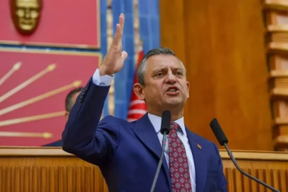 CHP lideri Özel açıkladı: Gürsel Tekin CHP'den ihraç edildi