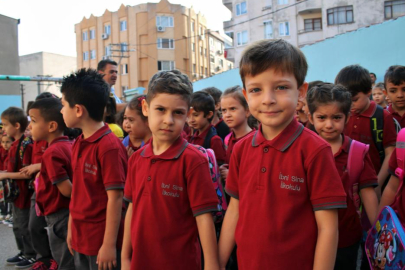 Bursa'da 657 bin öğrenci ve 41 bin öğretmen ders başı yapıyor