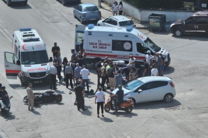 Otomobil ile çarpışan motosikletteki çift yaralandı