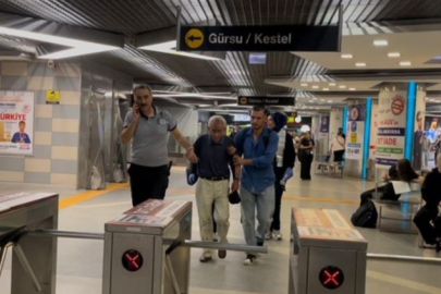 Çocukların çarptığı yaşlı adam metro raylarına düştü