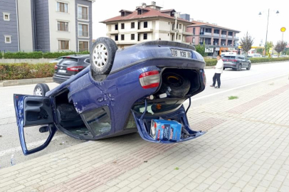 Kaza yapan otomobil ters döndü: 1 yaralı