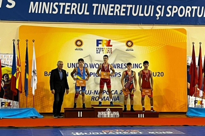 Bursalı güreşçilerden 2 madalya