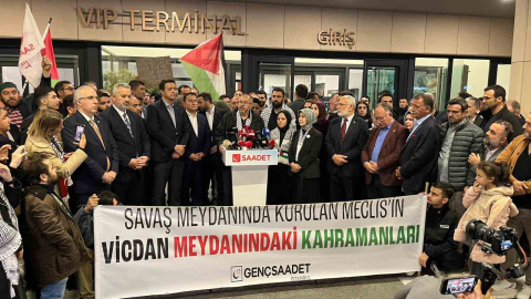 Özgürlük Filosu’nda gözaltına alınan milletvekilleri İstanbul’a geldi