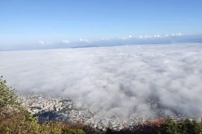 Uludağ Eteklerinde Muhteşem Manzara: Bursa Sise Bürüdü!