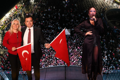 Osmangazi'de Cumhuriyet’in 102’nci Yılında Coşku Meydana Sığmadı