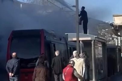 Bursa'da İpek Böceği tramvayında yangın paniği